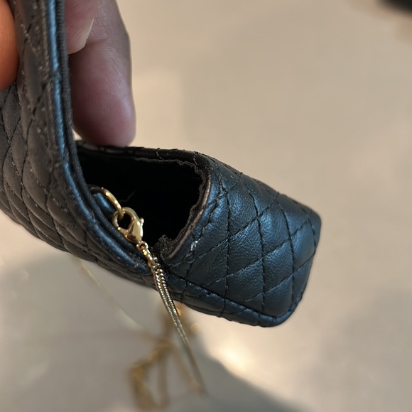 Versace AirPod Pro carrying case NWT - Picture 9 of 11